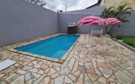 Vende-se, Casa no São Bento em Uberaba